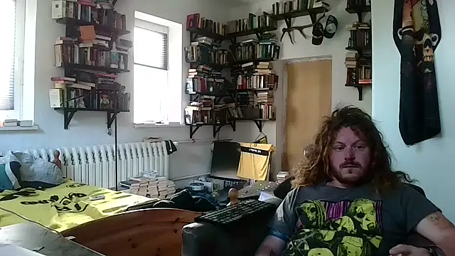 Snapshot of sunr1sa chatting on November 16, 1:49 pm sunr1sa online show from November 16, 1:49 pm