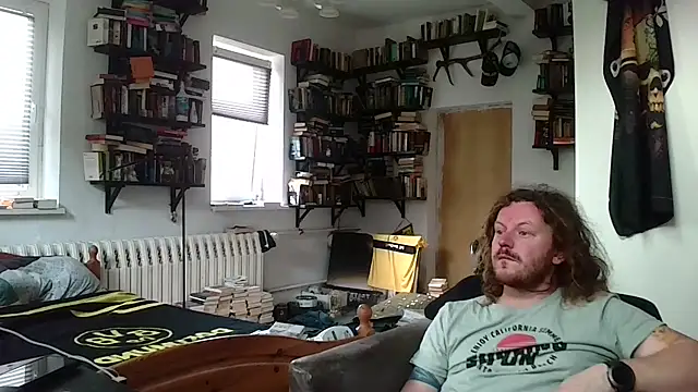 Snapshot of sunr1sa chatting on November 18, 7:24 am sunr1sa online show from November 18, 7:24 am