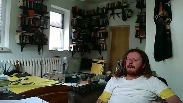 Snapshot of sunr1sa chatting on November 28, 2:31 pm sunr1sa online show from November 28, 2:31 pm