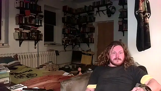 Snapshot of sunr1sa chatting on December 4, 6:38 pm sunr1sa online show from December 4, 6:38 pm