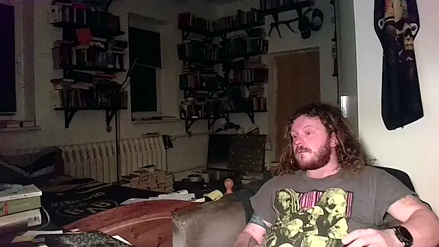 Snapshot of sunr1sa chatting on December 15, 5:12 am sunr1sa online show from December 15, 5:12 am