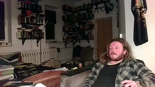 Snapshot of sunr1sa chatting on December 15, 5:17 pm sunr1sa online show from December 15, 5:17 pm