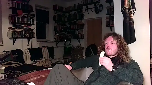 Snapshot of sunr1sa chatting on December 19, 6:31 am sunr1sa online show from December 19, 6:31 am