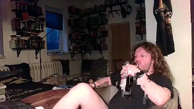 Snapshot of sunr1sa chatting on December 20, 6:53 am sunr1sa online show from December 20, 6:53 am