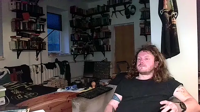 Snapshot of sunr1sa chatting on December 22, 7:05 am sunr1sa online show from December 22, 7:05 am