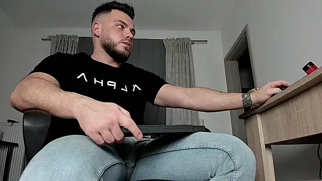 juliusmasters online show from January 8, 1:32 am