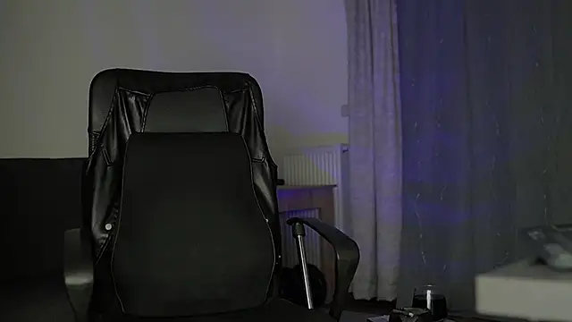 juliusmasters online show from September 9, 6:29 pm