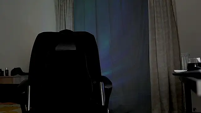 juliusmasters online show from September 21, 8:10 pm