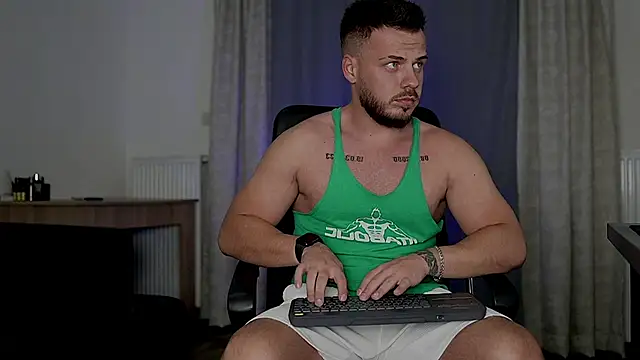 juliusmasters online show from September 27, 7:52 pm