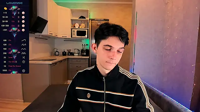 Aaron Boom online show from September 13, 11:26 pm