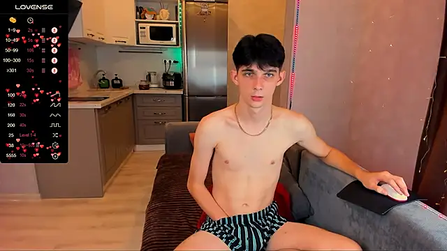 Aaron Boom online show from September 26, 6:12 pm