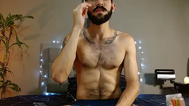 Mr WhiteCock online show from January 12, 9:08 pm