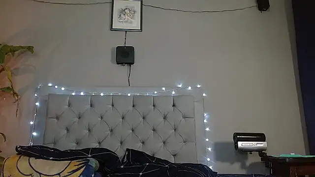 Mr WhiteCock online show from January 29, 8:25 pm