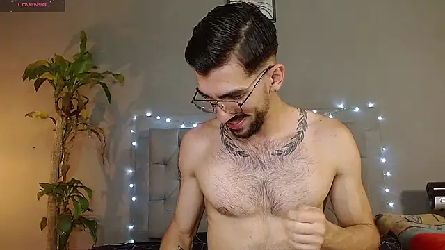 Mr WhiteCock online show from February 7, 11:13 pm