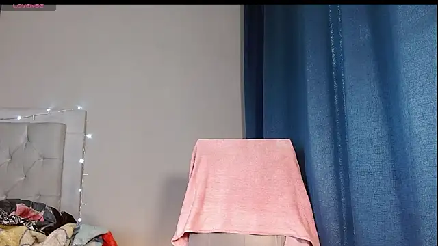 Mr WhiteCock online show from March 15, 12:45 pm