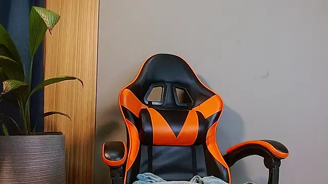 Mr WhiteCock online show from September 18, 10:56 pm