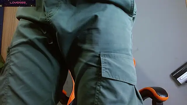 Mr WhiteCock online show from September 26, 7:18 pm