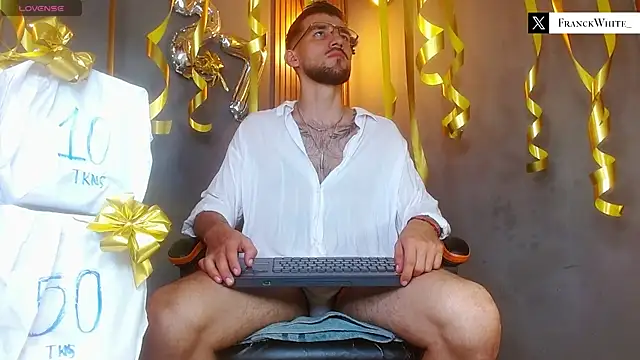 Mr WhiteCock online show from July 3, 2:51 am