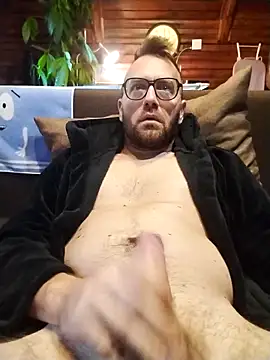 tomee83 online show from October 6, 6:00 am