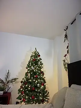 Rae Lil White online show from December 24, 2:10 am