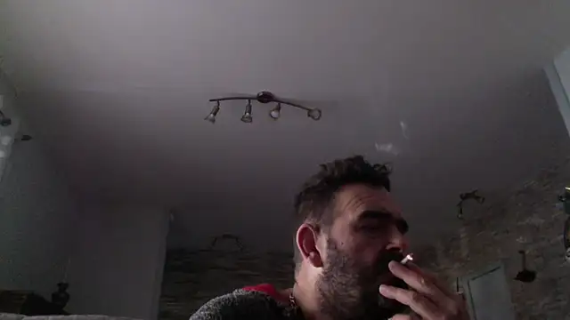 Snapshot of pachapeter chatting on December 15, 11:23 am pachapeter online show from December 15, 11:23 am