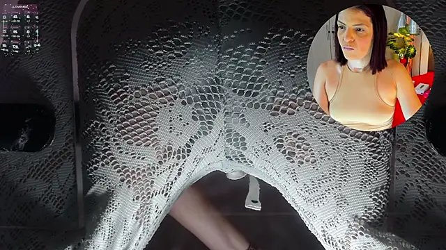 KatteMoss online show from September 25, 8:34 pm