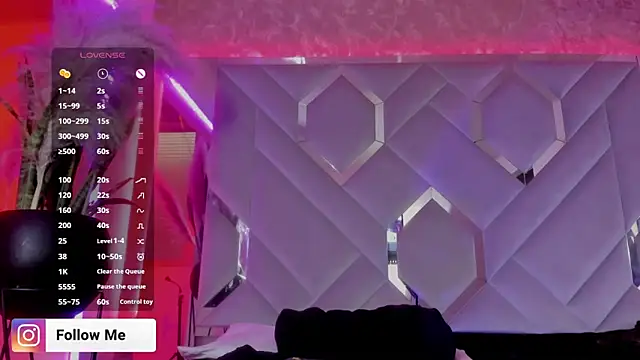 Snapshot of Sara_Foxx1 chatting on November 3, 7:04 pm Sara Foxx1 online show from November 3, 7:04 pm