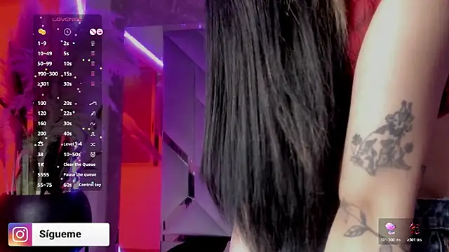 Sara Foxx1 online show from December 3, 9:13 pm