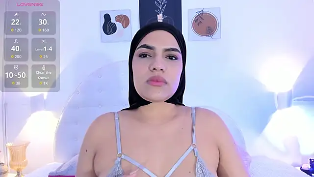 Snapshot of Umarani_ chatting on September 20, 6:31 pm Umarani  online show from September 20, 6:31 pm