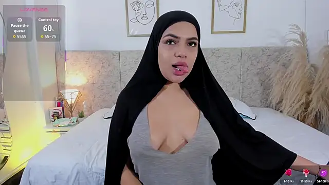 Snapshot of Umarani_ chatting on October 15, 11:43 am Umarani  online show from October 15, 11:43 am