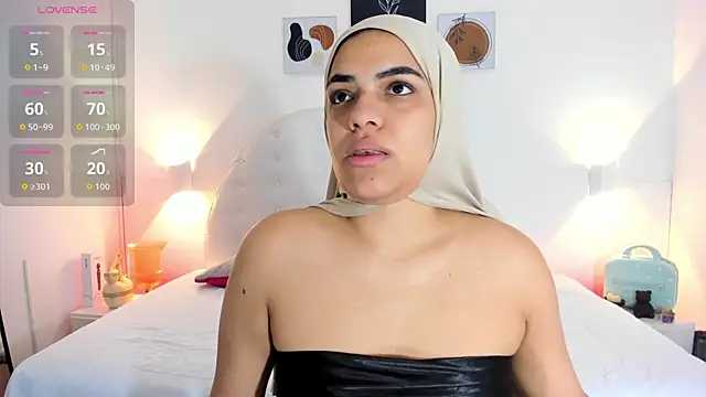 Snapshot of Umarani_ chatting on November 1, 11:34 am Umarani  online show from November 1, 11:34 am