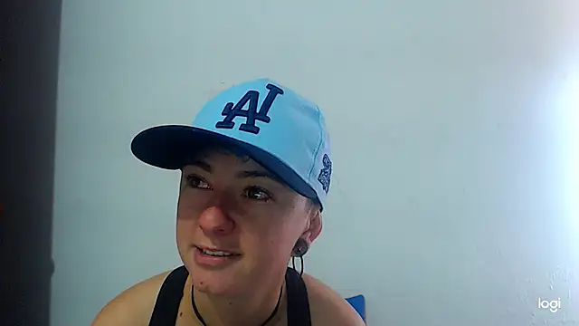 tomboyblue online show from December 3, 2:49 pm