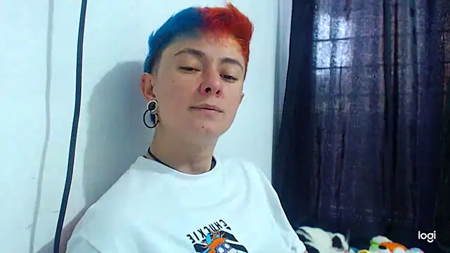 tomboyblue online show from December 28, 6:50 pm