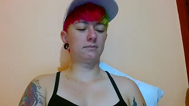 tomboyblue online show from July 27, 3:30 pm