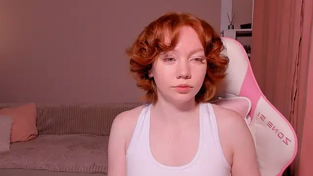 foxyMistrees online show from January 7, 12:24 am