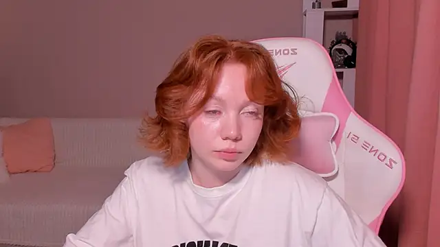 foxyMistrees online show from January 25, 3:09 am