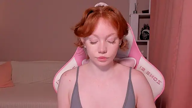 foxyMistrees online show from February 2, 12:09 am