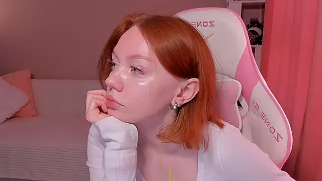 foxyMistrees online show from February 20, 3:01 am