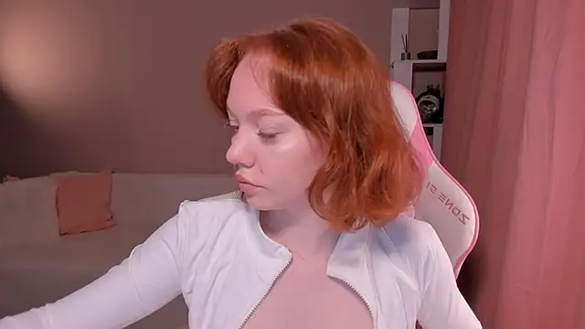 foxyMistrees online show from March 10, 12:51 am