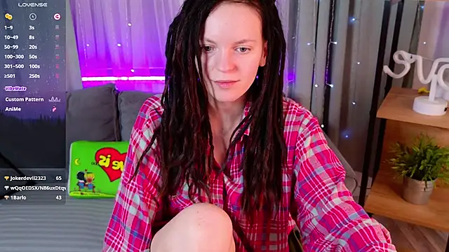 CoreyJane online show from March 21, 7:44 am