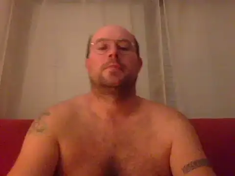 porompomperro online show from December 7, 9:44 pm