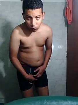 Fuenmayor40 online show from February 18, 3:02 am