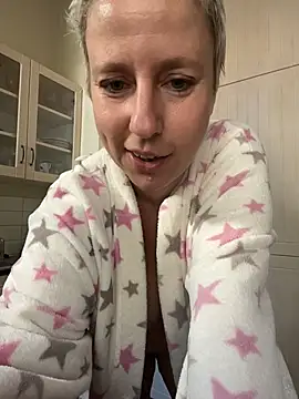 MariaValentine online show from July 11, 5:54 am