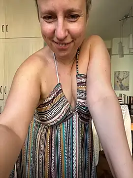 MariaValentine online show from July 12, 5:31 am