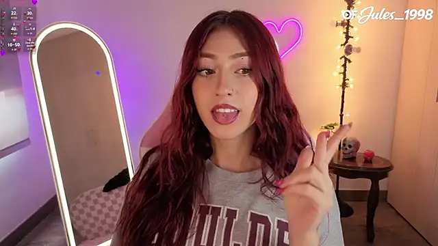 violet ch online show from March 10, 6:13 pm