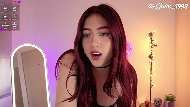 Snapshot of violet_ch chatting on April 13, 7:30 pm violet ch online show from April 13, 7:30 pm