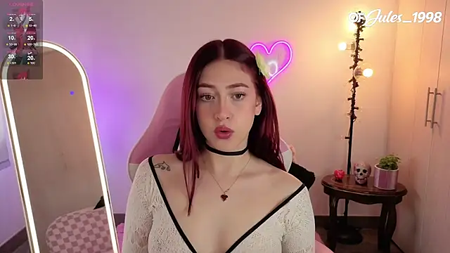 Snapshot of violet_ch chatting on April 18, 8:09 pm violet ch online show from April 18, 8:09 pm
