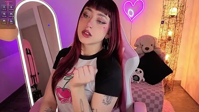 violet ch online show from July 29, 7:01 pm