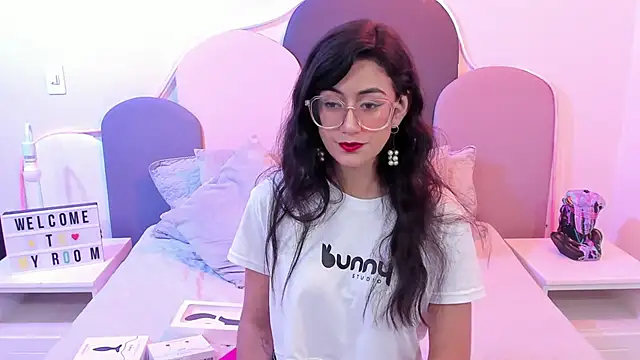 SophieGomez22 online show from January 11, 11:34 am