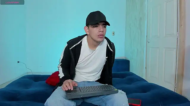 Ares Johnson online show from September 24, 1:36 pm